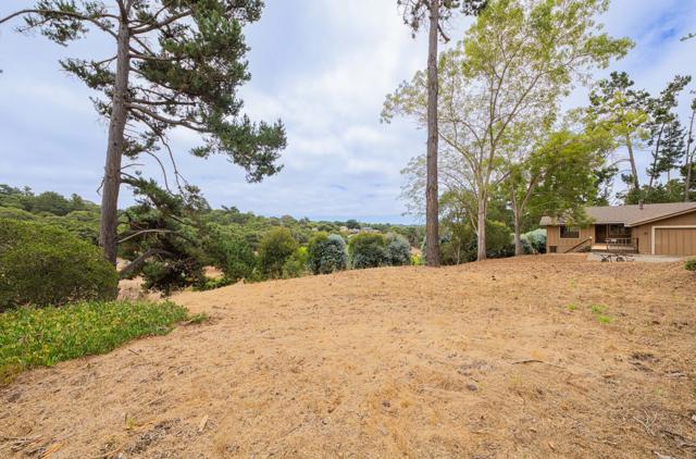 19400 Eden Court, Salinas CA: https://media.crmls.org/mediaz/1f1bff81-1fe5-490c-90cf-c67f8593aa74.jpg
