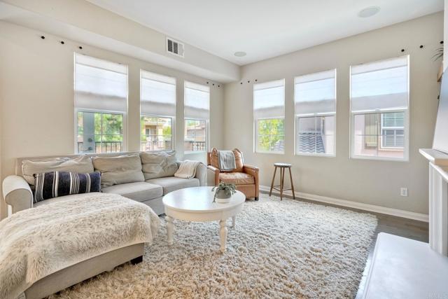 1367 Sky Ridge, San Marcos CA: https://media.crmls.org/mediaz/1f1c5bec-a9d3-4210-b3a0-6fd955abdfa5.jpg