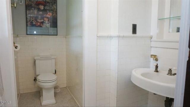 217 Oaklawn Avenue, South Pasadena CA: https://media.crmls.org/mediaz/1f1cde23-ac53-48d8-8540-6dd95f620029.jpg