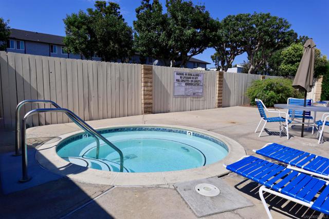 9120 GRAMERCY DR, San Diego CA: https://media.crmls.org/mediaz/1f1d7950-b84a-46b1-b763-c3d21ebed792.jpg