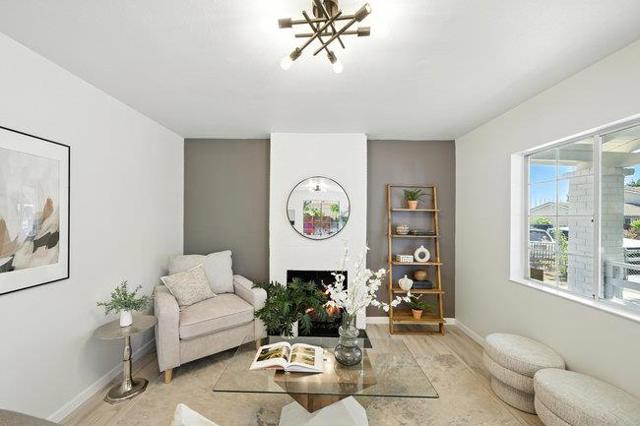 33854 14th Street, Union City CA: https://media.crmls.org/mediaz/1f1f47c5-5103-44fb-8319-052402002413.jpg