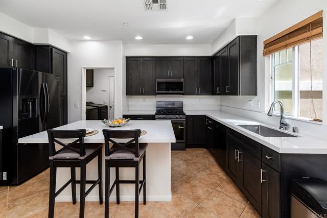 357 Borden Rd, San Marcos CA: https://media.crmls.org/mediaz/1f1fbaaa-6f7c-4b31-a9e9-517628af3234.jpg