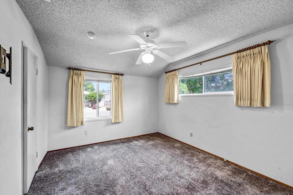 5533 Elgin Ave - photo 17