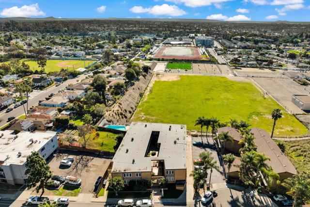 Detail Gallery Image 33 of 39 For 5511 Adelaide Ave #27,  San Diego,  CA 92115 - 2 Beds | 1 Baths