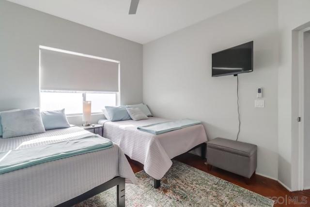 1016 1st St, Coronado CA: https://media.crmls.org/mediaz/1f216edd-c8c1-4a0e-9ee4-cd35439fa52c.jpg