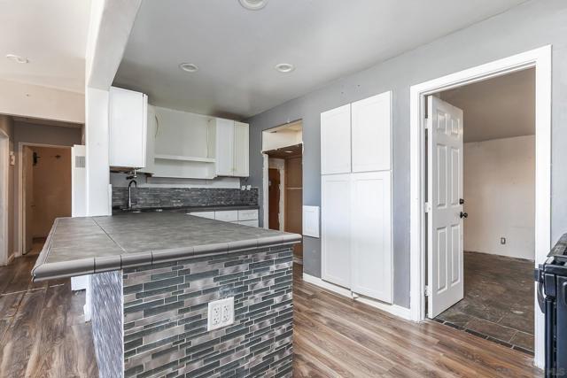 4539 Gila Ave, San Diego CA: https://media.crmls.org/mediaz/1f21a43c-475e-4e95-b478-dbbc1c9fad00.jpg