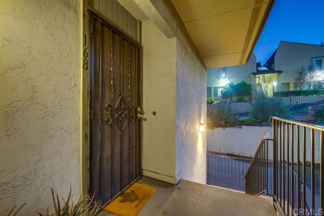 168 S Pierce Street, El Cajon CA: https://media.crmls.org/mediaz/1f220361-e2e9-4f88-9a0b-b3655fb7d113.jpg