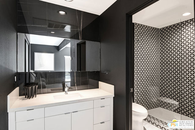 1508 E Baristo Road, Palm Springs CA: https://media.crmls.org/mediaz/1f231b67-3373-4c25-94ff-951f07020cc6.jpg