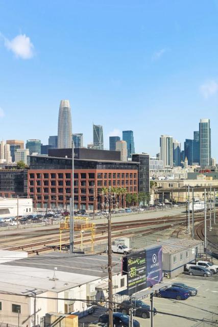 888 7th Street, San Francisco CA: https://media.crmls.org/mediaz/1f24f22c-ec13-4851-88d7-3c7f4a1e79e1.jpg