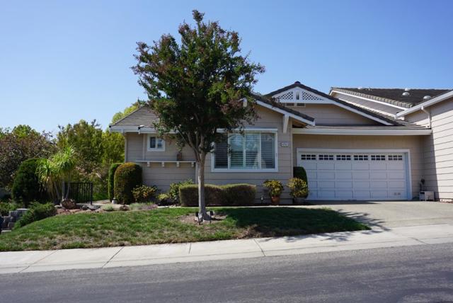 8762 Mccarty Ranch Drive, San Jose CA: https://media.crmls.org/mediaz/1f25892f-fd69-48bf-85ae-b6f7e1237125.jpg