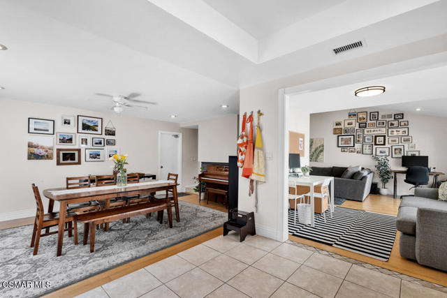 30 S Ellis Place, Newbury Park CA: https://media.crmls.org/mediaz/1f271a99-99f5-4d8c-855c-949d37f12803.jpg