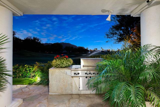 55197 Southern, La Quinta CA: https://media.crmls.org/mediaz/1f27aab6-fed5-4cba-88ae-4d7c3dc43d6b.jpg