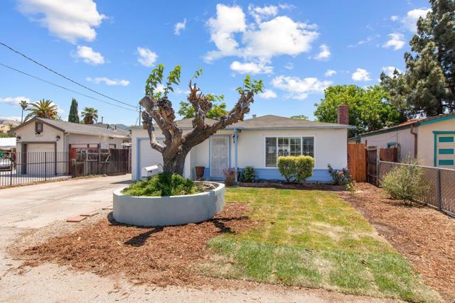 3552 E Hills Drive, San Jose CA: https://media.crmls.org/mediaz/1f28ced8-38ed-4326-85bf-fc62e808a8ae.jpg