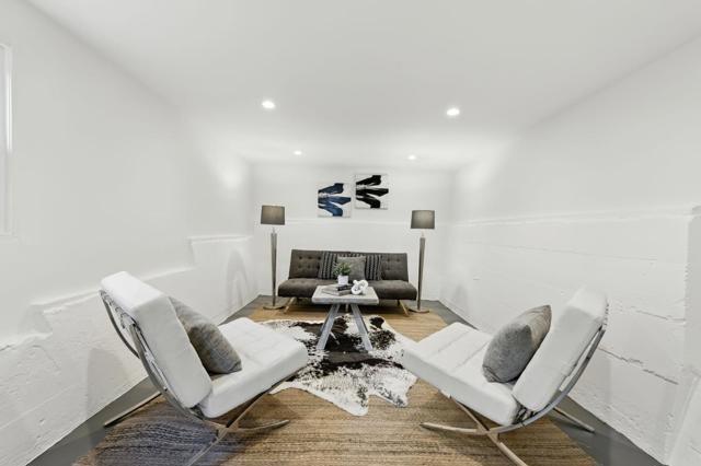 1968 Arroyo Avenue, San Carlos CA: https://media.crmls.org/mediaz/1f28d82a-e6c0-4920-b961-06b0a5a0a85f.jpg