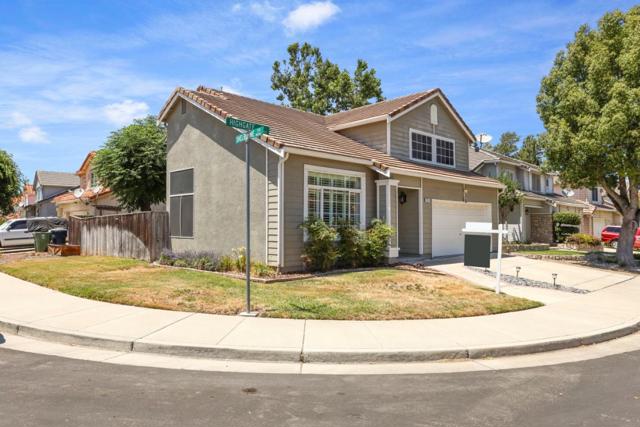 2961 Highgate Lane, Tracy CA: https://media.crmls.org/mediaz/1f290e28-dcb5-4181-aa1e-62703ef429ae.jpg