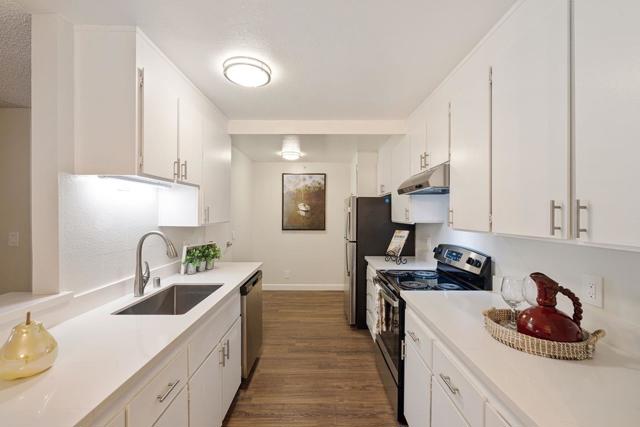 302 Philip Drive, Daly City CA: https://media.crmls.org/mediaz/1f29f392-4ecd-4d38-b5c8-a5149233f3c9.jpg