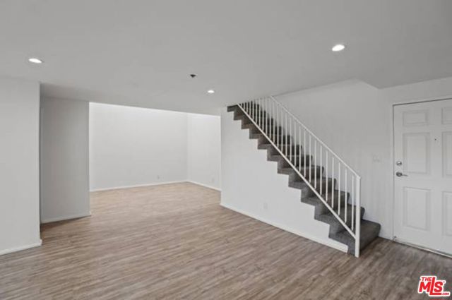 11711 Ohio Avenue, Los Angeles CA: https://media.crmls.org/mediaz/1f29f9c8-b017-4a61-be9e-7c1c4ae22271.jpg