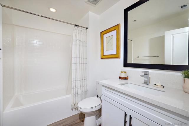 13070 Olympus Cir, Poway CA: https://media.crmls.org/mediaz/1f2c1d66-2567-41e7-91ba-eeaab19a766e.jpg