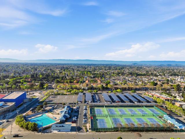 33790 Dartmouth Avenue, Union City CA: https://media.crmls.org/mediaz/1f2e3a0a-14de-4e82-862f-41618b7493d3.jpg