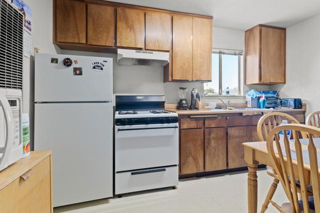 Image 37 of 50 For 402 3rd Street