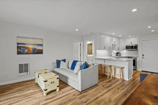 Detail Gallery Image 19 of 52 For 1552 Camino Del Mar #401,  Del Mar,  CA 92014 - 1 Beds | 2 Baths