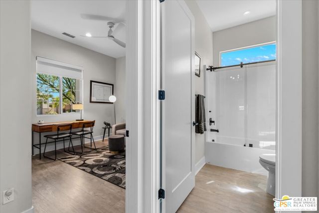 17 Cork Tree, Rancho Mirage CA: https://media.crmls.org/mediaz/1f2f426e-7e10-455d-9cd4-2134c07be3e8.jpg