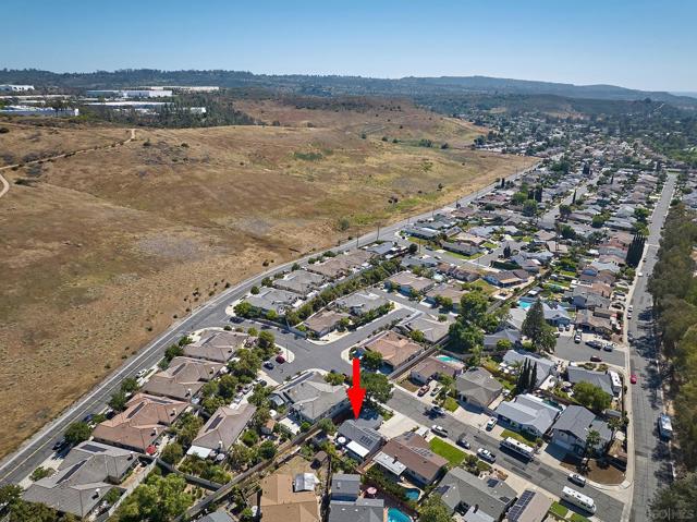 12835 Reo Real Dr, Poway CA: https://media.crmls.org/mediaz/1f2fae87-c065-4de8-90a1-e144a476e877.jpg