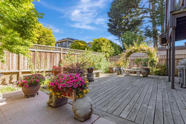 1025 Tamarind Street, Montara CA: https://media.crmls.org/mediaz/1f2fc30f-ed95-4716-8020-dcc2d97d6397.jpg