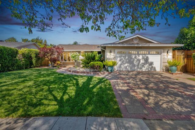 2566 Aragon Way, San Jose CA: https://media.crmls.org/mediaz/1f300ad3-5c35-4805-84f1-dcf5ed7bf208.jpg