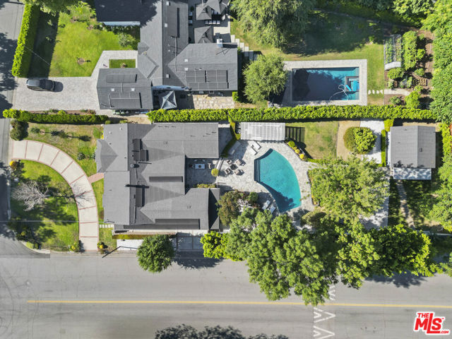 6002 Jumilla Avenue, Woodland Hills CA: https://media.crmls.org/mediaz/1f3060cb-3f9d-40c0-aaf3-28fd267166fe.jpg