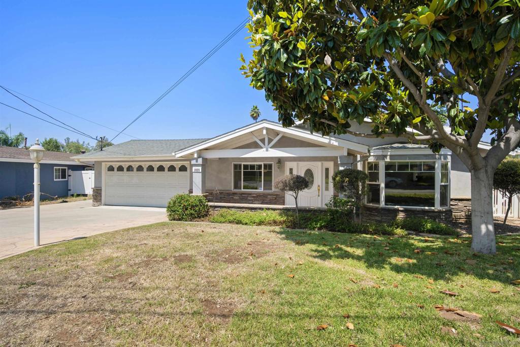 1835 Westward Ho Circle