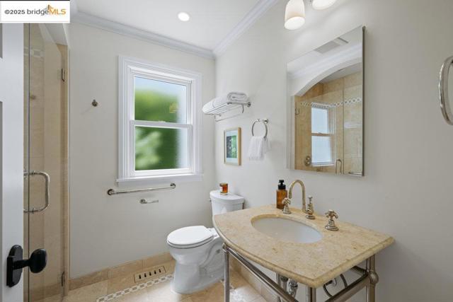 1420 Stannage Ave, Berkeley CA: https://media.crmls.org/mediaz/1f30debf-a5b6-4783-b877-a688955a21d3.jpg