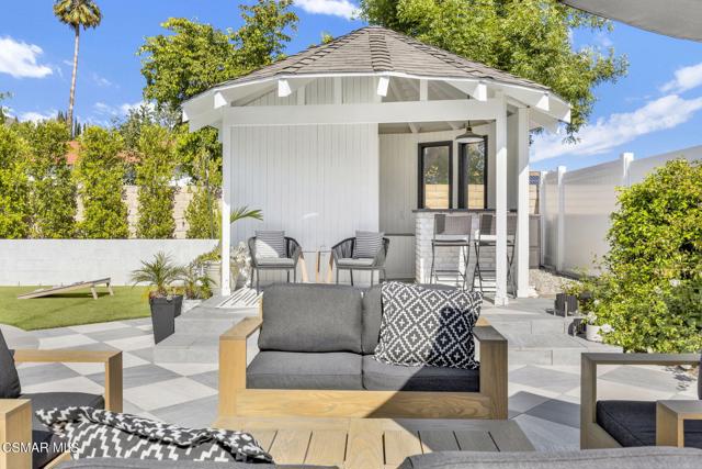 5308 Ambridge Drive, Calabasas CA: https://media.crmls.org/mediaz/1f31f3d6-f822-4c42-87aa-34846ac1ac1b.jpg