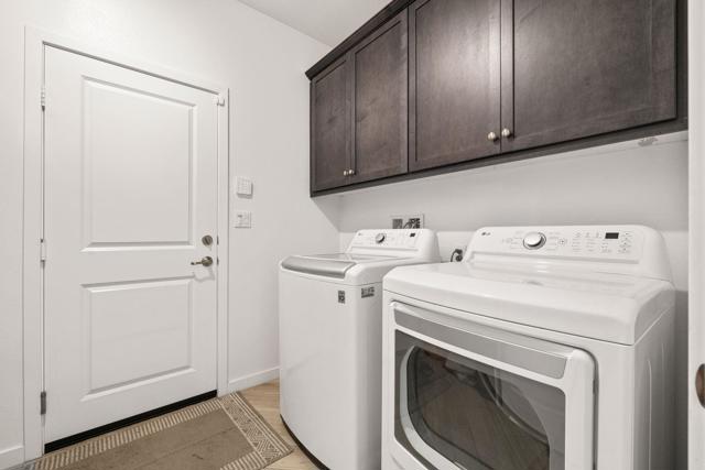 39613 Taffala Drive, Indio CA: https://media.crmls.org/mediaz/1f333179-5087-48ca-b62c-4696b3b1f878.jpg