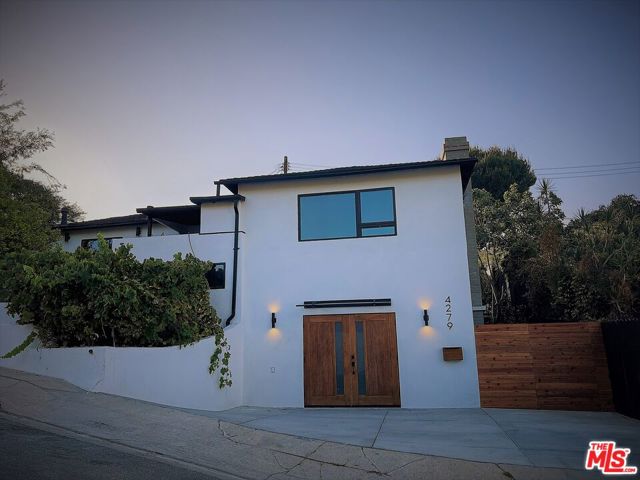 Image 3 for 4279 Verdugo View Dr, Los Angeles, CA 90065