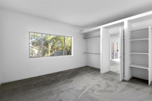 Image 14 of 18 For 625 Aliento Court