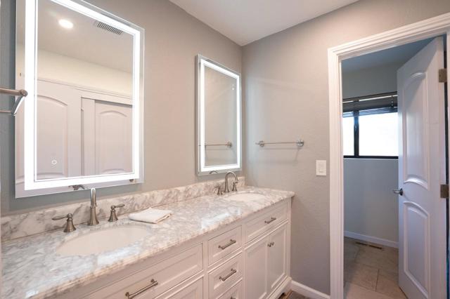 701 Day Valley Road, Aptos CA: https://media.crmls.org/mediaz/1f3713e4-193d-4c68-9643-2bc5a7166635.jpg
