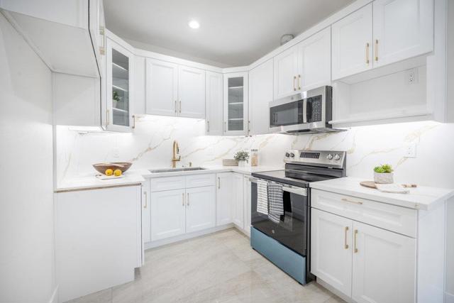 455 W Main Avenue, Morgan Hill CA: https://media.crmls.org/mediaz/1f379530-f0ed-4924-b61e-c819f0cab2e2.jpg