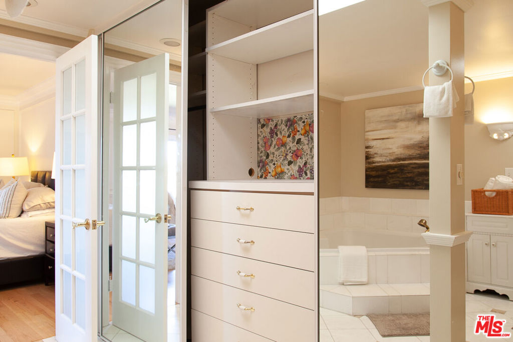 MLS #25612293 image #15