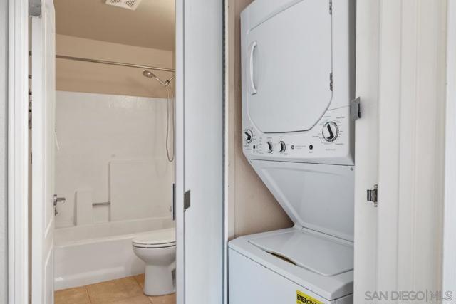 7190 Shoreline Dr, San Diego CA: https://media.crmls.org/mediaz/1f3957d6-b5de-4491-a7c7-053f284b3c60.jpg