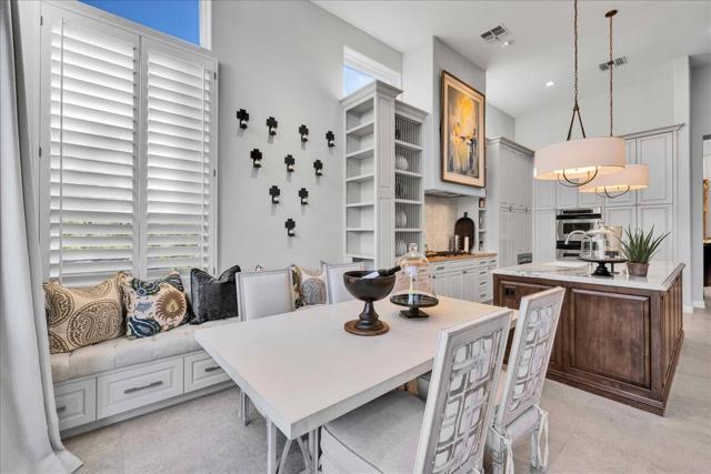 48385 Vista Calico, La Quinta CA: https://media.crmls.org/mediaz/1f398e91-d99d-4825-ab85-9ef13d48f7e2.jpg