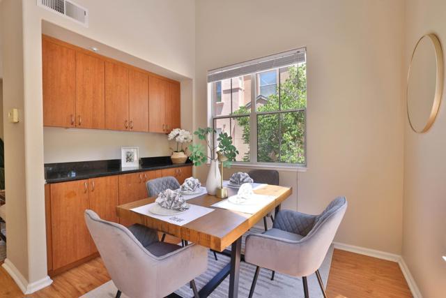 101 Showers Court, Mountain View CA: https://media.crmls.org/mediaz/1f39e1da-c2b3-4ffe-83ed-6d2b0f474f69.jpg