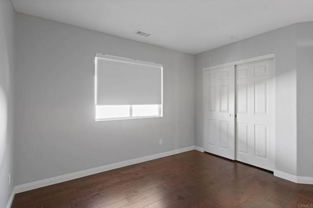 Detail Gallery Image 17 of 26 For 1979 Oxford Ct, Vista,  CA 92081 - 4 Beds | 2/1 Baths