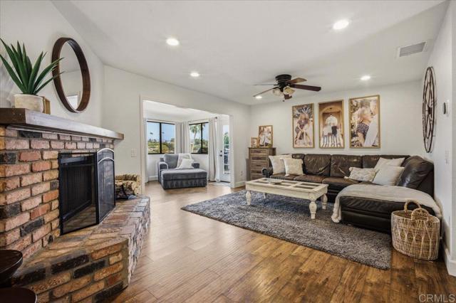 Detail Gallery Image 10 of 64 For 258 Vista Grande, Escondido,  CA 92025 - 3 Beds | 2 Baths