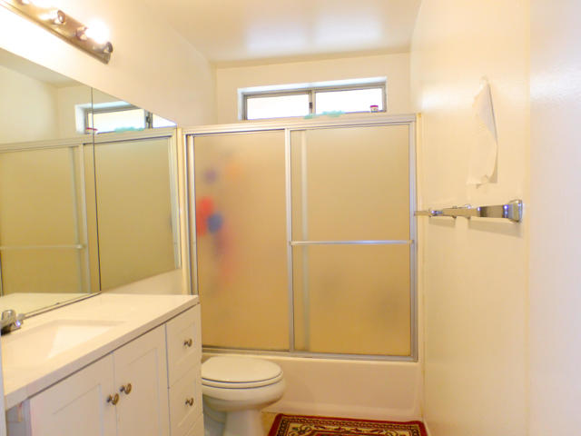 13547 Caliente Drive, Desert Hot Springs CA: https://media.crmls.org/mediaz/1f3ad135-044b-47e4-83db-5721db59144a.jpg