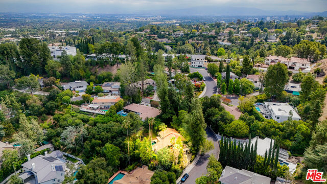 4 Bed Home for Sale in Encino, California