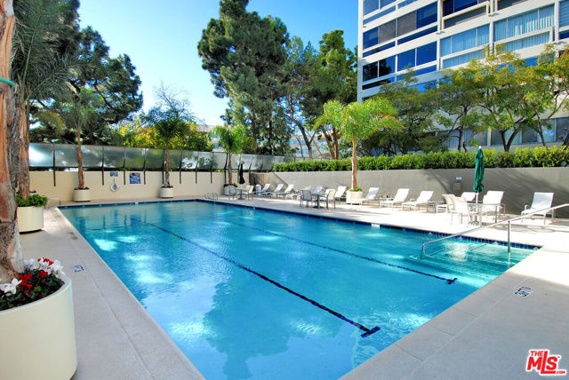 2222 Avenue Of The Stars, Los Angeles CA: https://media.crmls.org/mediaz/1f3ceb2c-7596-4e30-8f33-13fcf56b5124.jpg