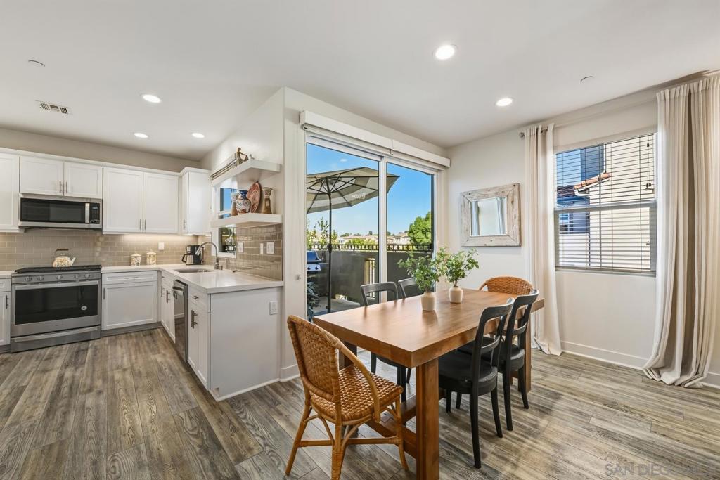 MLS #250043003SD image #9