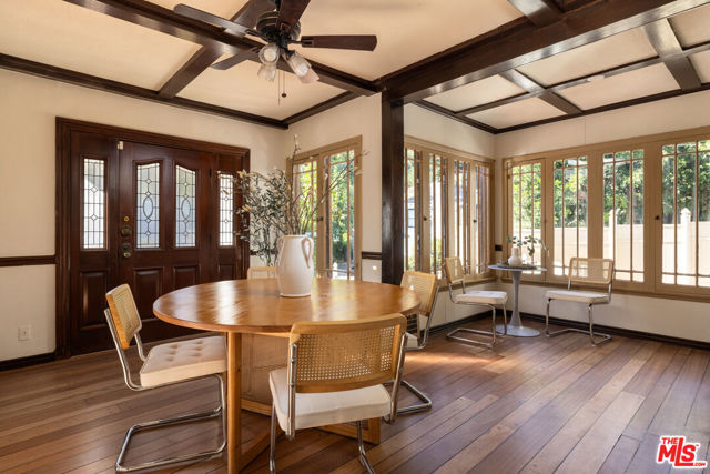 2136 Benedict Canyon Drive, Beverly Hills CA: https://media.crmls.org/mediaz/1f3dbd20-a6f1-45dc-aaca-07776f5296a0.jpg