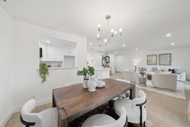 4033 Terra Granada Dr, Walnut Creek CA: https://media.crmls.org/mediaz/1f3dfead-8ecd-488b-9fa9-3eb3ac309113.jpg